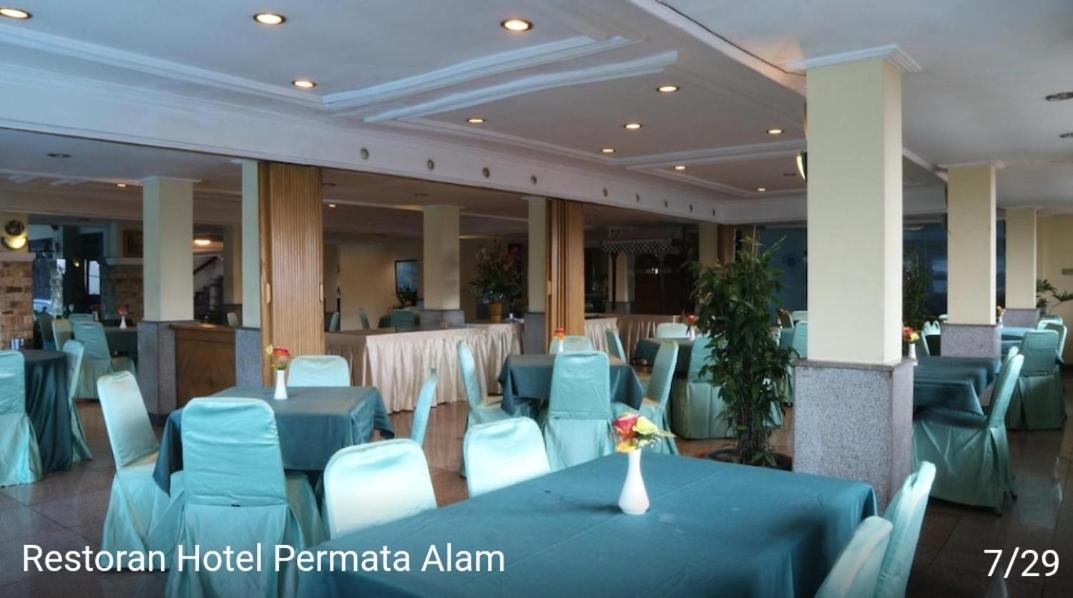 Hotel Permata Alam Cisarua Luaran gambar